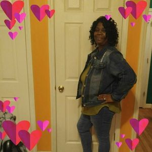 Meet your Posher, Eleanor